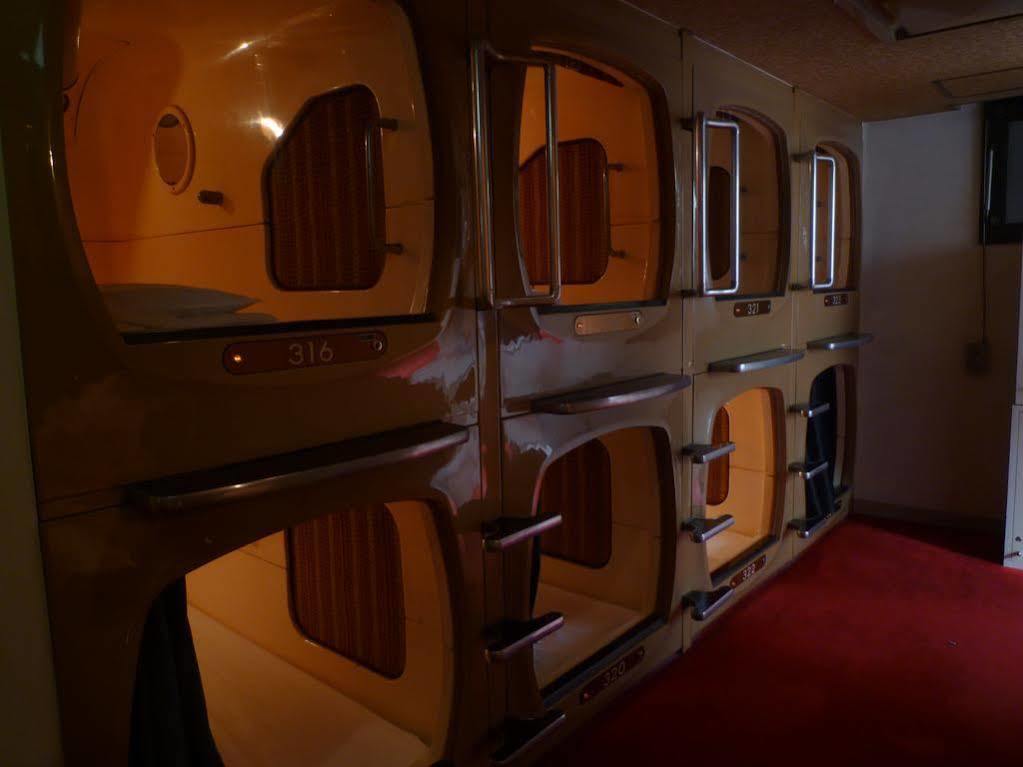 Hotel cápsula Capsule Kinshicho